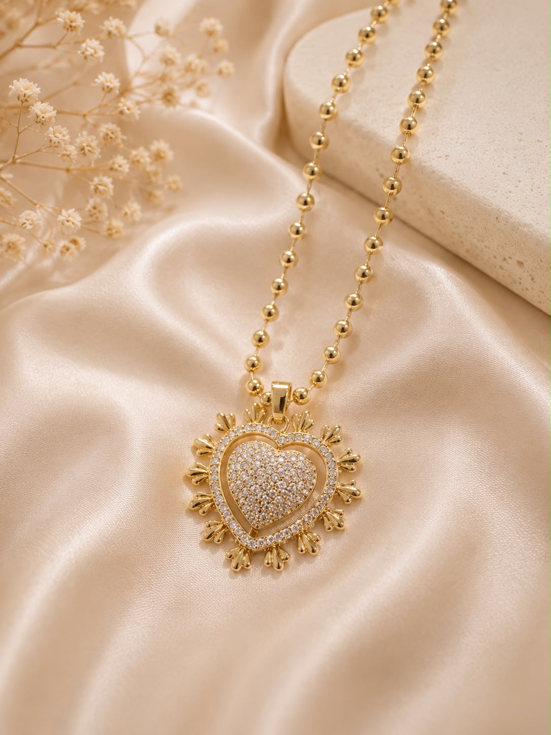 COLLAR CORAZON REBELDE